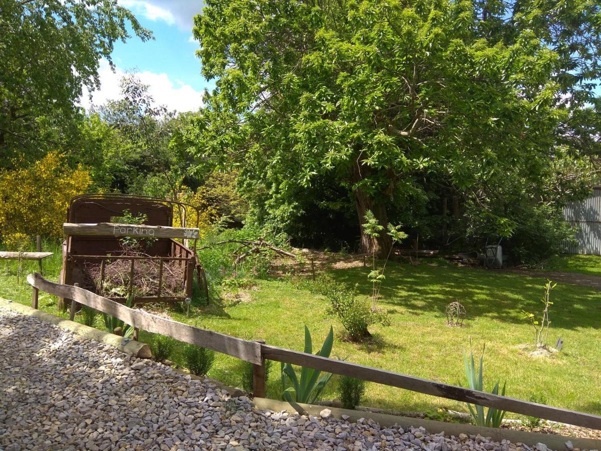 La Ferme Les Mamours La Bastide-l'Eveque Exterior photo